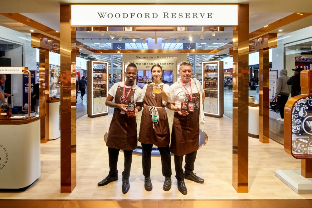 Animation Commerciale Woodford Boutique Aeroport Globe Travel Retail