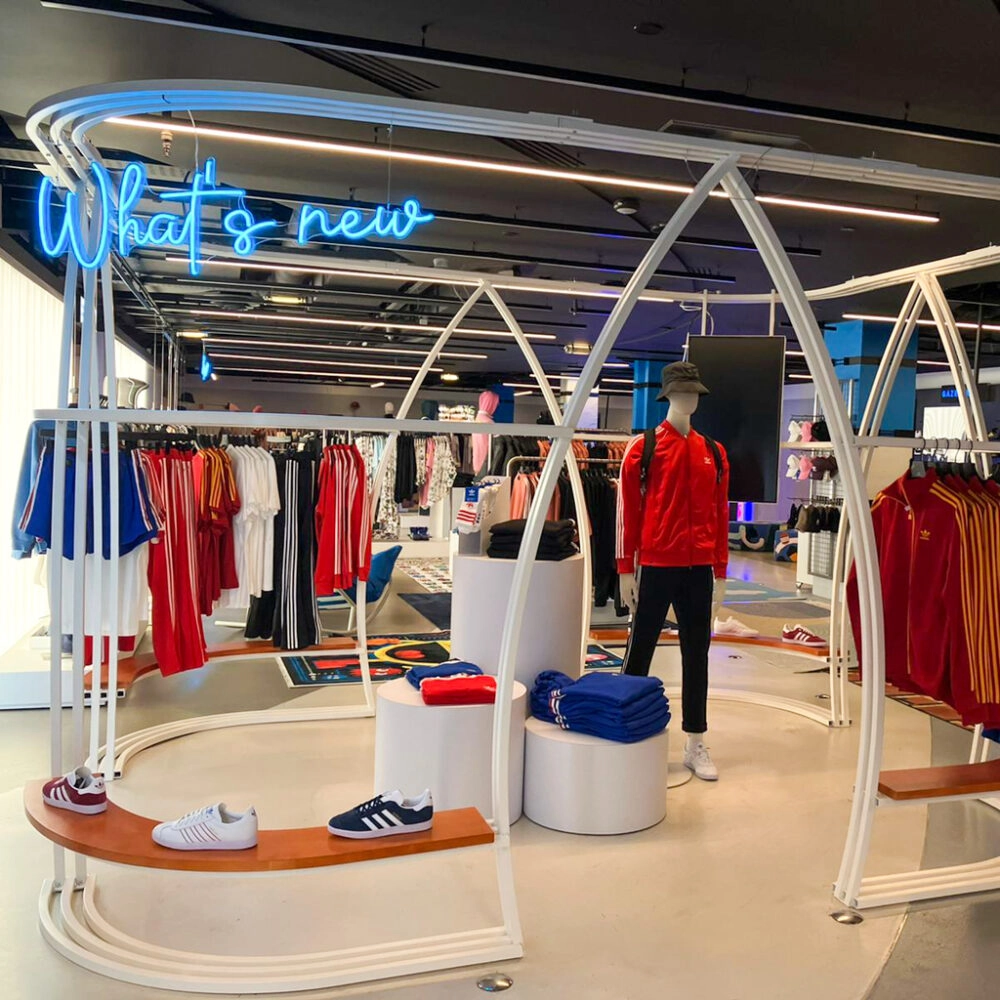 Campagne Visual Merchandiding Adidas Agence Techsell