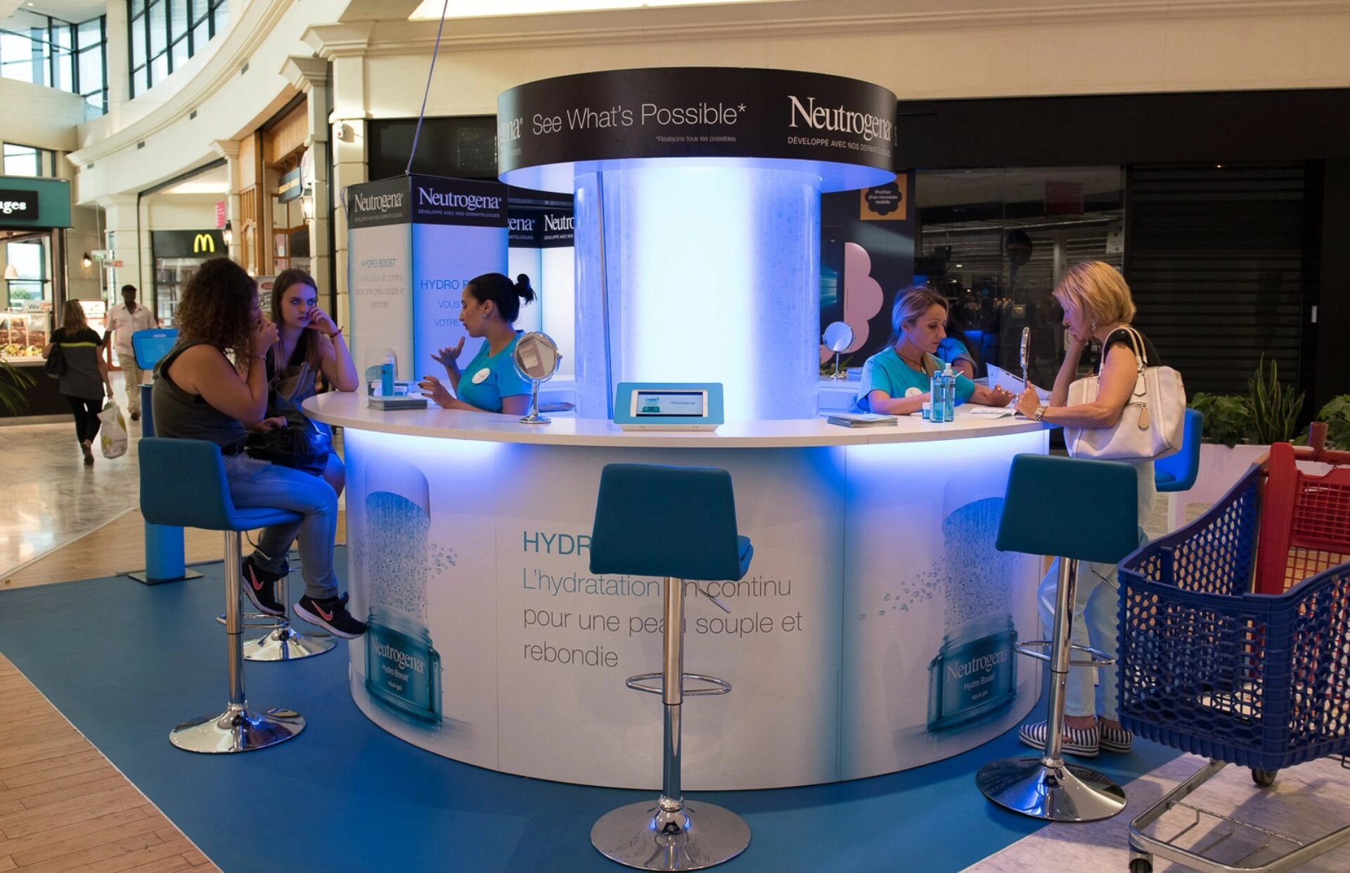 Cas Client Pop Up Store Neutrogena Animation Commerciale