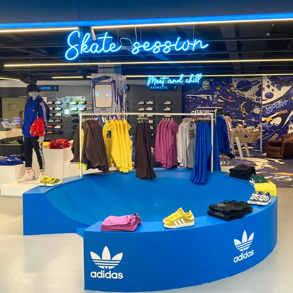 Operation Visual Merchandiding Adidas Agence Techsell